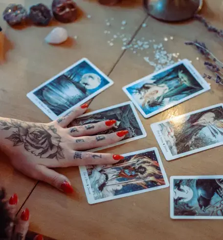 lectura de cartas near me